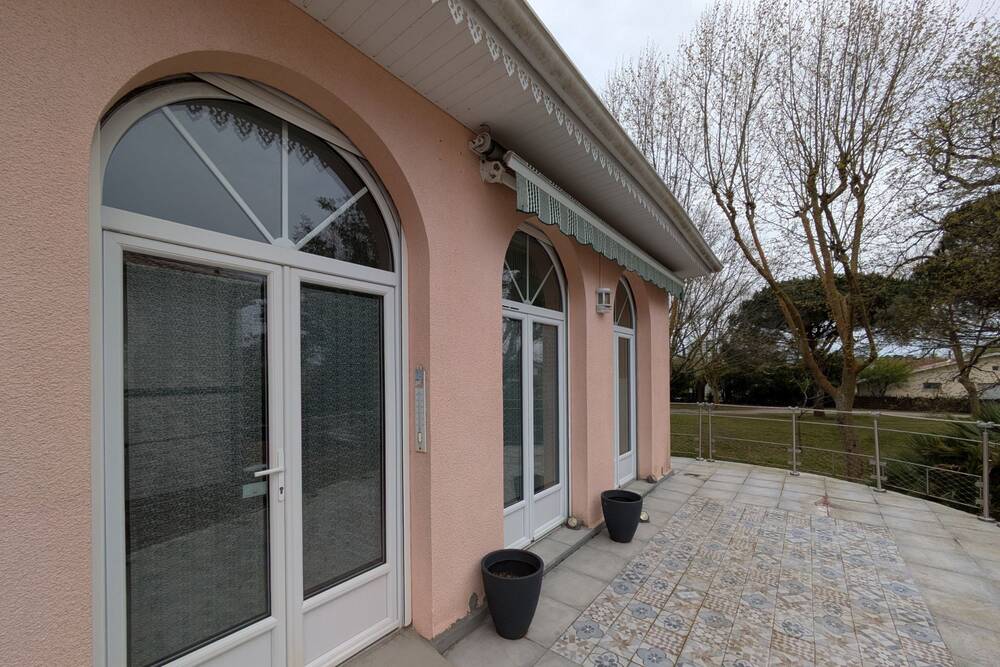 Maison + T2 indépendant – Idéal famille ou investissement locatif à Andernos