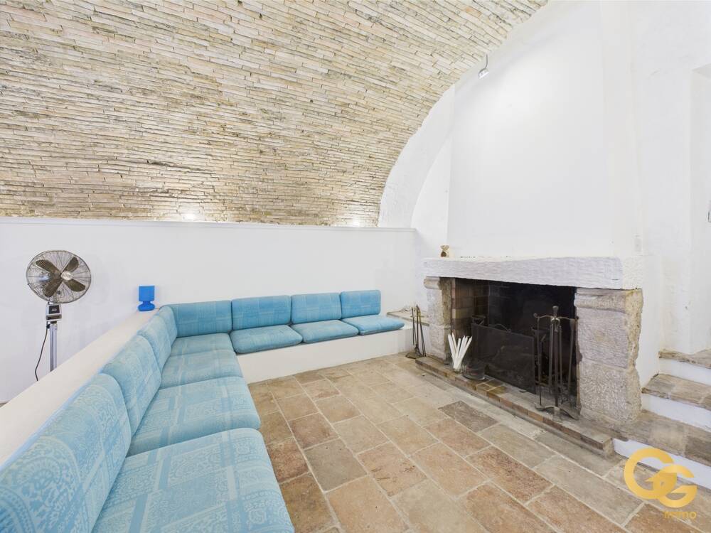 VENTE AUX ENCHÈRES – LOFT COUP DE CŒUR – CAGNES-SUR-MER