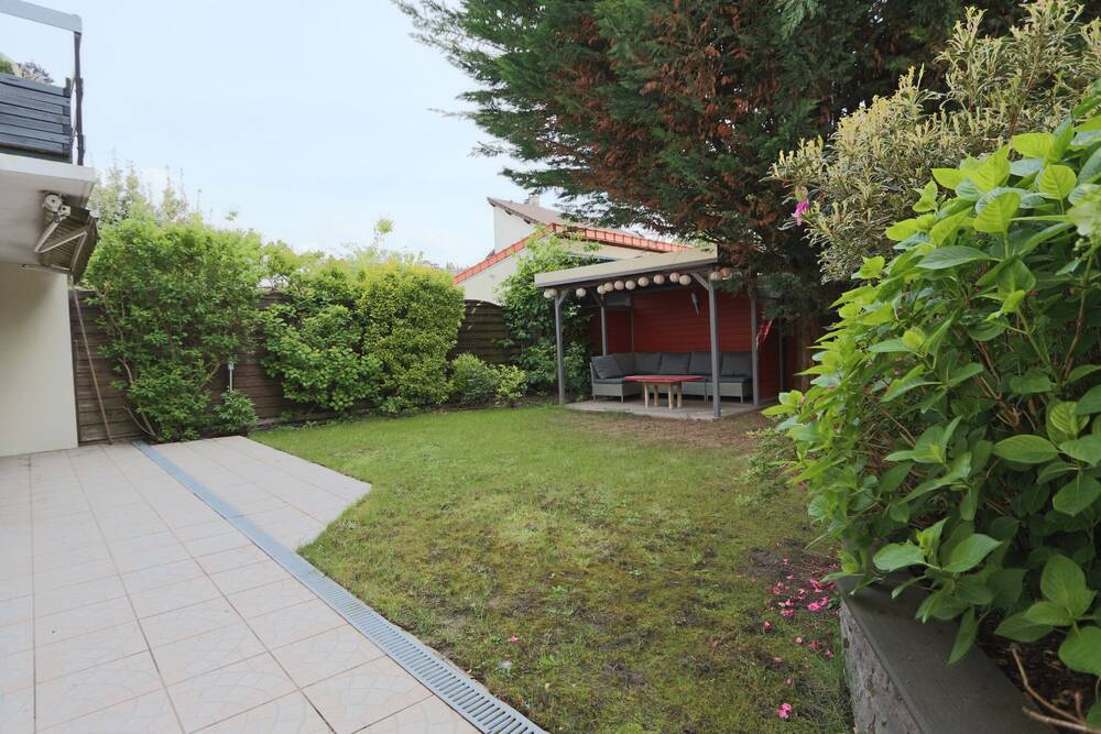 Belle opportunité à saisir : grande maison familiale spacieuse et conviviale