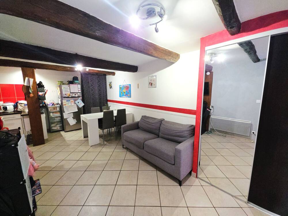 Charmante maison de village F5 de 116 m² entièrement rénovée au cœur de Gonfaron