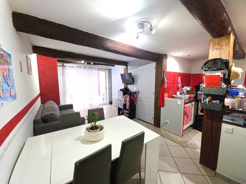 Charmante maison de village F5 de 116 m² entièrement rénovée au cœur de Gonfaron