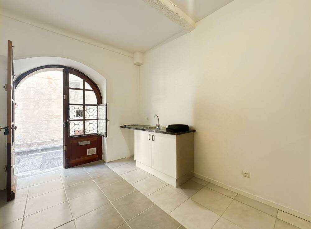 Appartement rénové, calme et proche de toutes commodités