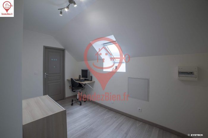 dpt cher (18), à vendre BRECY Maison P5 de 140m² avec garage, sur un terrain de 684m²