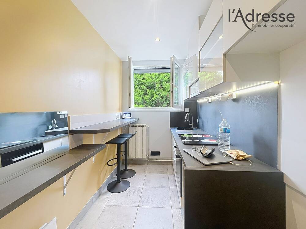 Appartement 2/3 pièces - 49 m² - Rueil-Malmaison (Boulevard National) - parking - cave