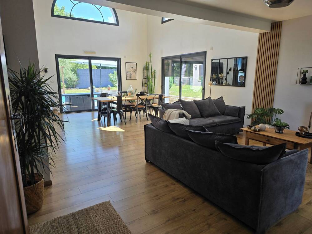 Maison d'architecte avec piscine