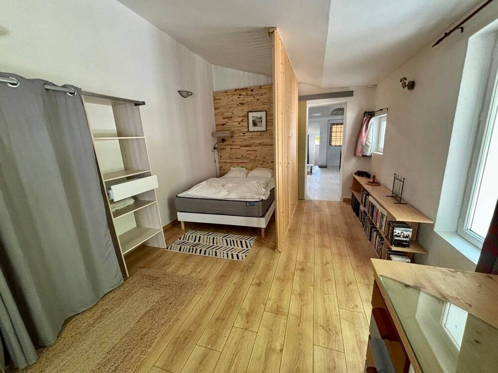 À vendre – Longère rénovée de plain-pied aux portes de Saint-Gilles-Croix-de-Vie (2 km) !