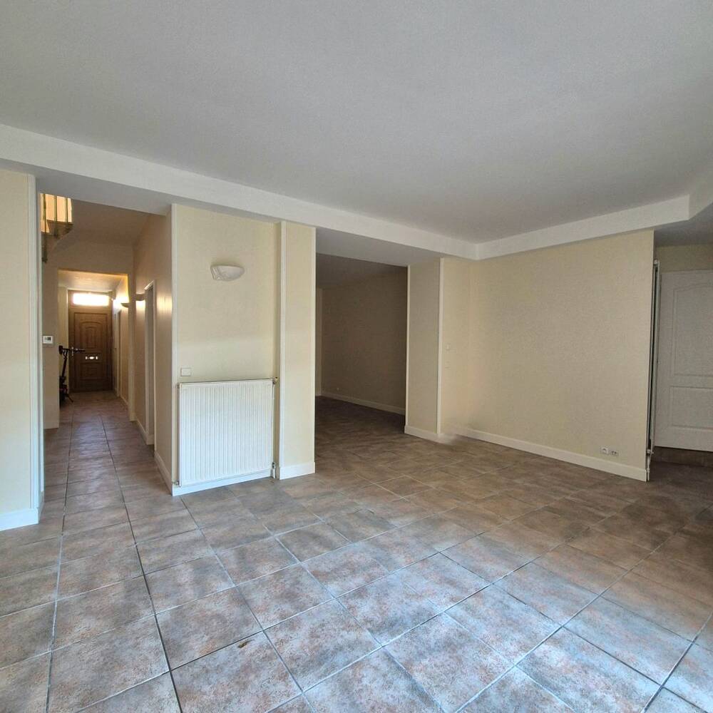 MAISON BORDELAISE 200 M² NANSOUTY AU CALME JARDIN ET GARAGE