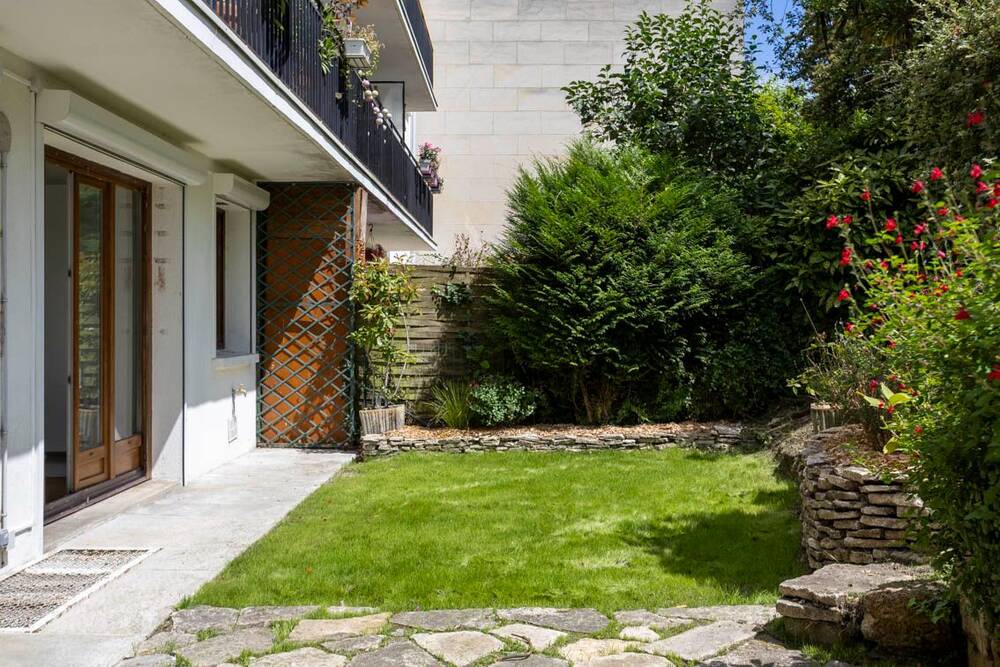 EXCLUSIVITE ! Suresnes Mont Valérien (terrasse du Fécheray) - 4 pièces 87m² (surface totale de 145m²) avec beau jardin de 58m² et - Entièrement rénové - Parking en sus