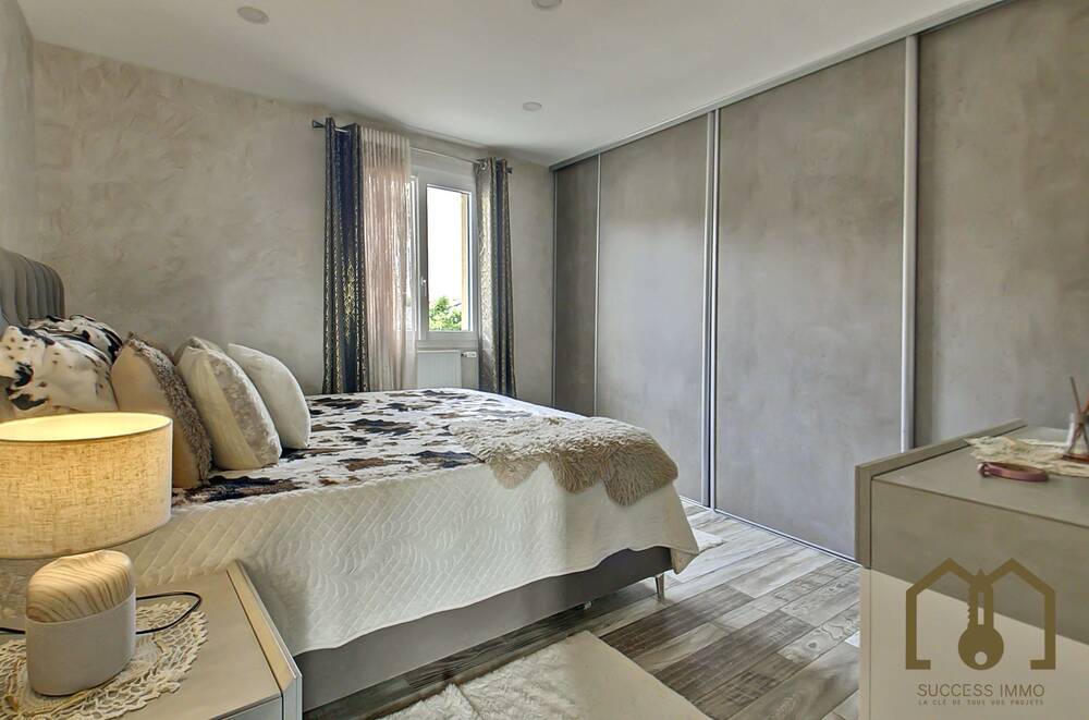 Maison de ville récente T4 80m² Vaulx-Village