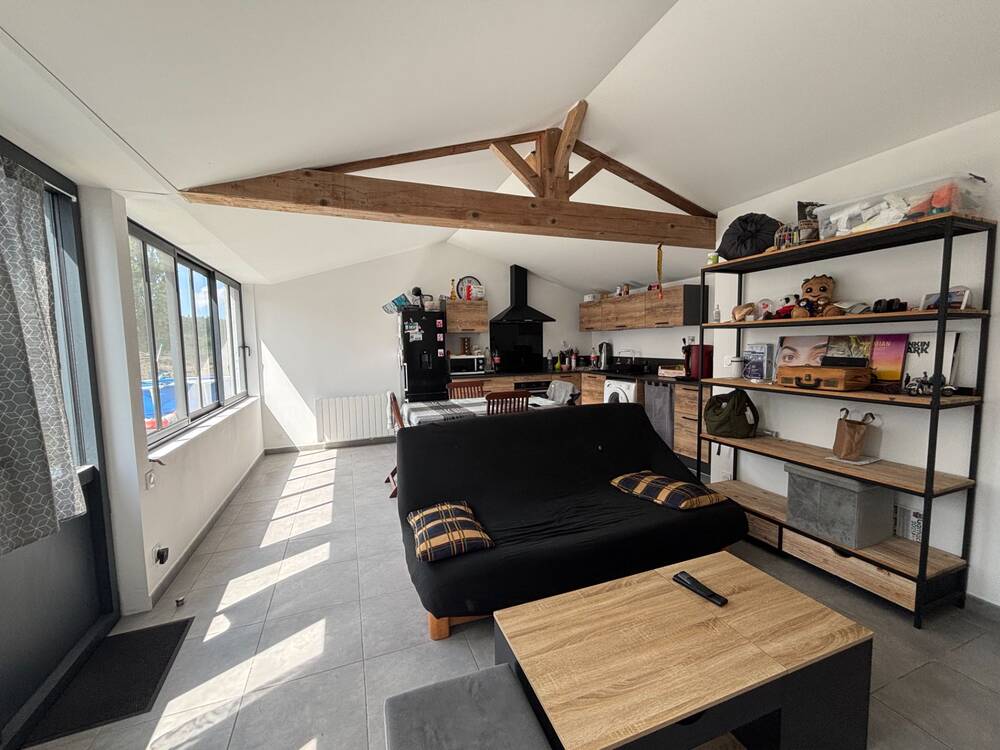 Longère rénovée - 2 chambres + un bureau