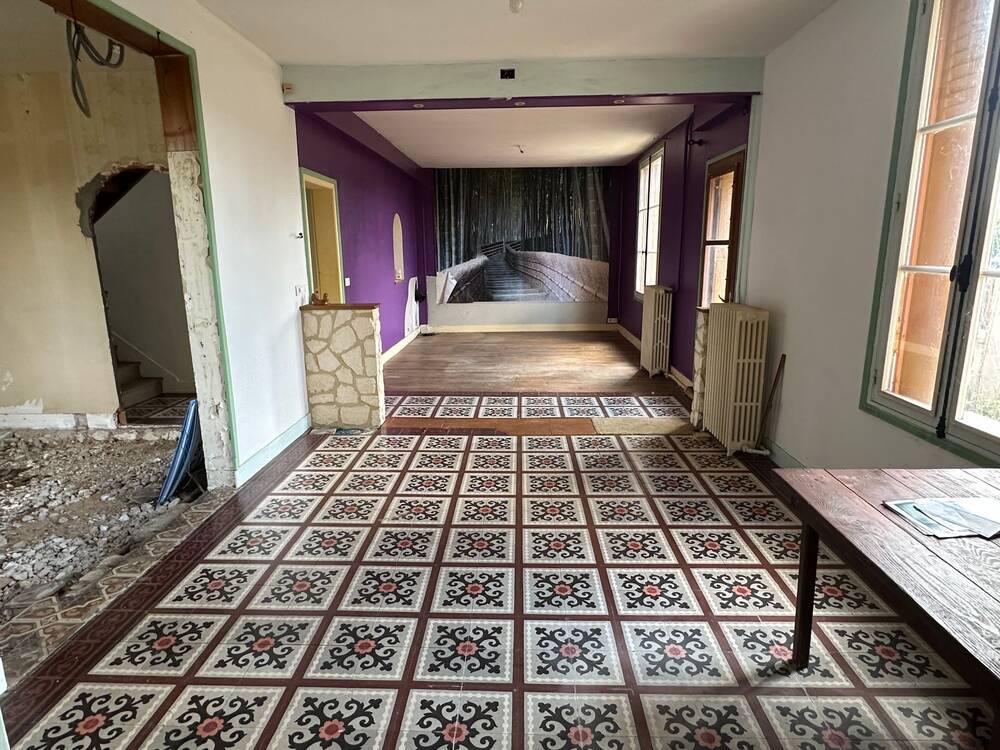 A 7' Ouest de Vendôme , maison à rénover