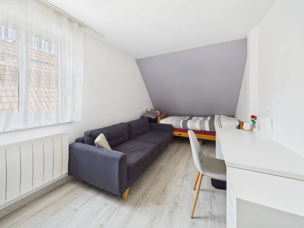 Maison 5 pièces avec garage et jardin