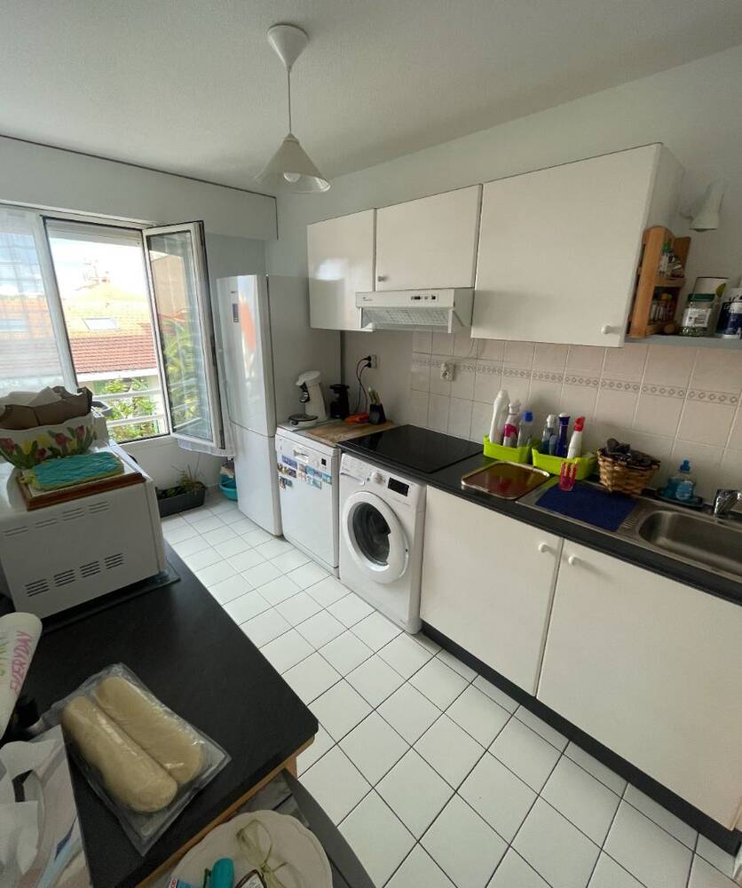 Appartement À Vendre 3 pièces hyper centre ville