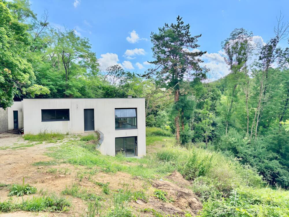 Propriété 5 pièces de 208 m² en pleine nature!