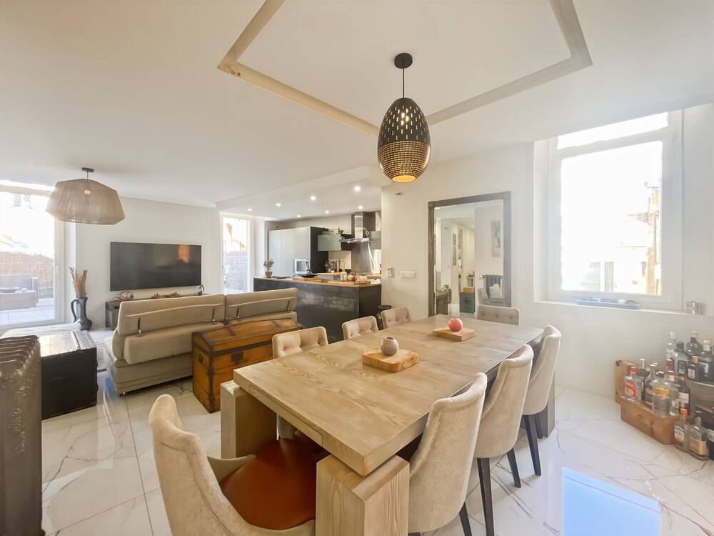 APPARTEMENT 3P AVEC TERRASSE CENTRE VILLE GRASSE