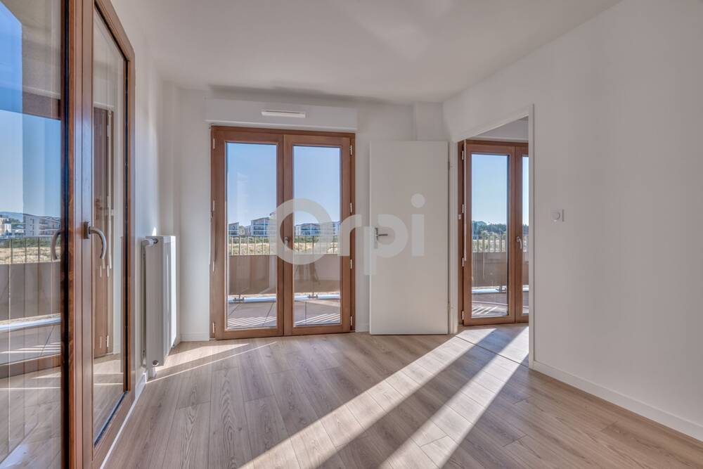 F4 tout juste livré 3 chambres et terrasse de 30 m² !!!