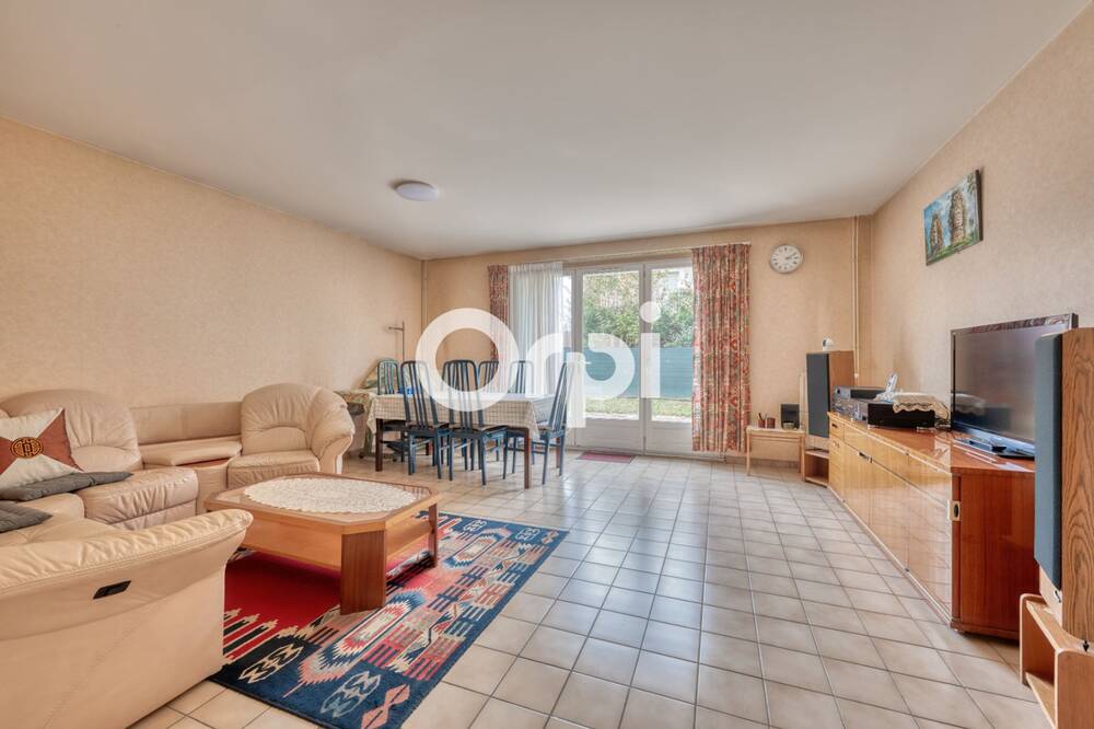 Maison À Vendre à Bussy St Georges 8 minutes à pieds du RER A GARE et 15 minutes du Golf