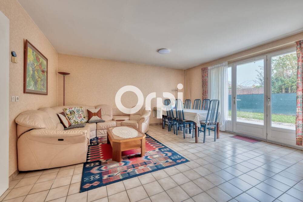 Maison À Vendre à Bussy St Georges 8 minutes à pieds du RER A GARE et 15 minutes du Golf