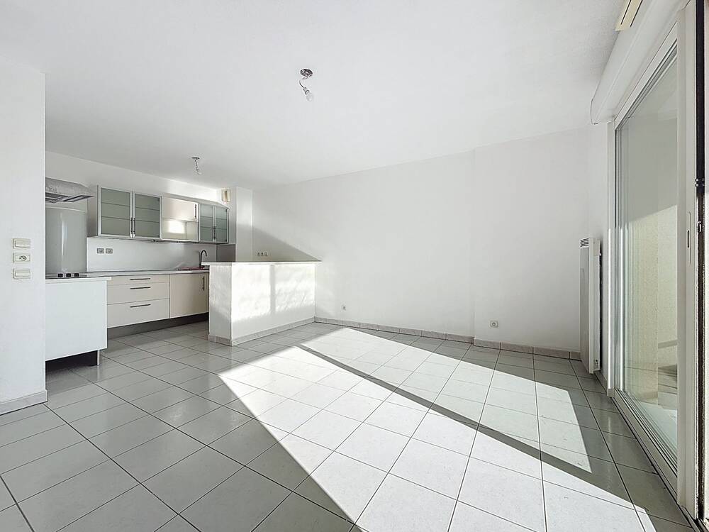 Appartement T2 Dernier étage avec Garage