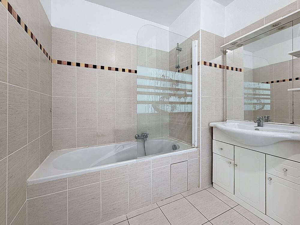 Appartement T2 Dernier étage avec Garage