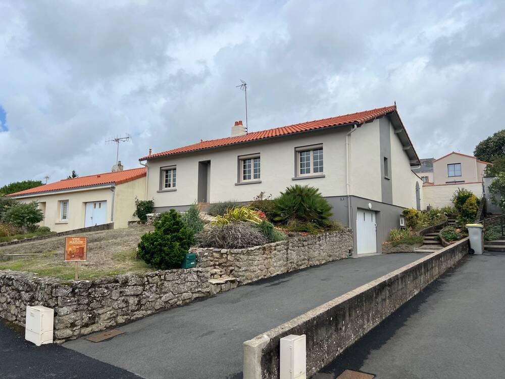 Maison sur sous-sol à La Séguinière