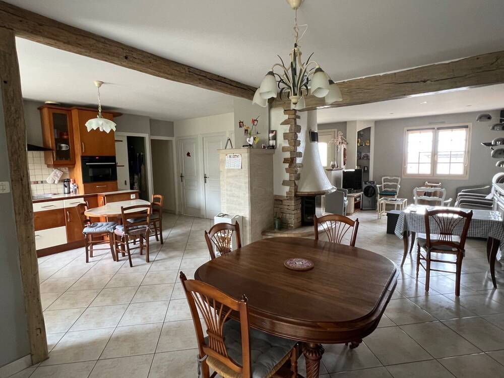 Maison sur sous-sol à La Séguinière