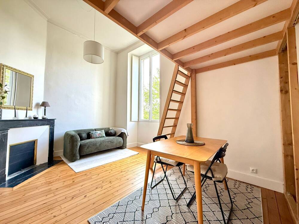 Charmant T2 rénové Graslin