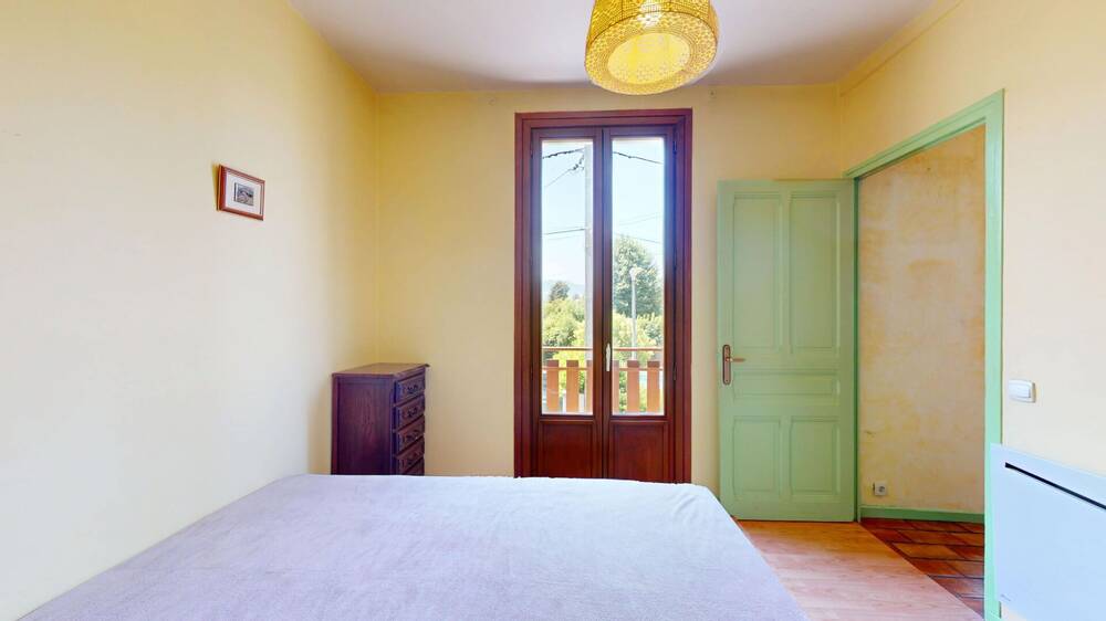 Tènement immobilier - Challes les eaux