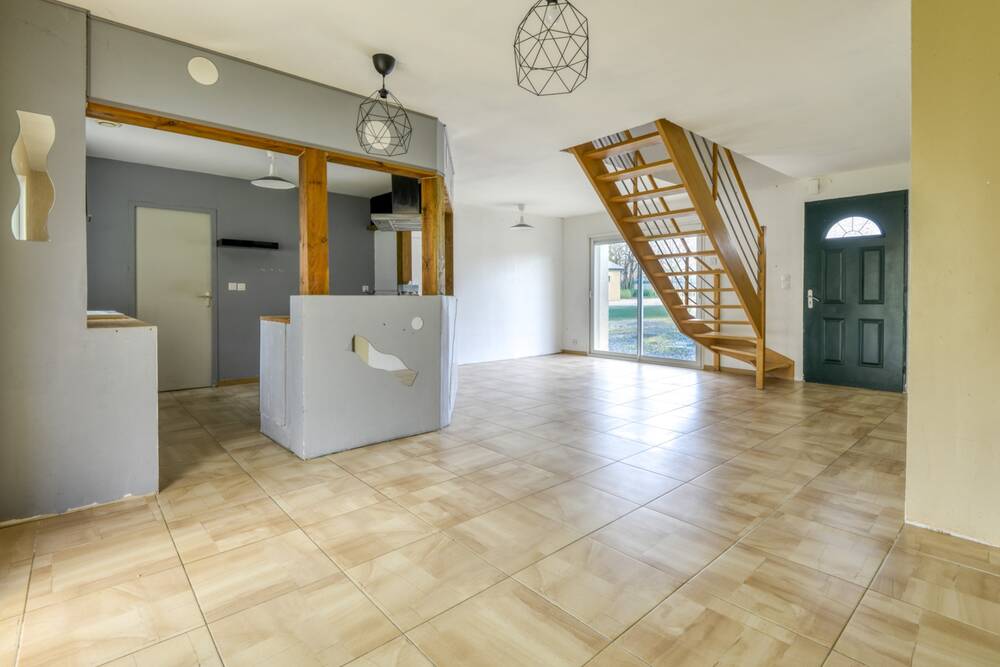 MALVILLE – HAMEAU CALME À 1 KM DU BOURG