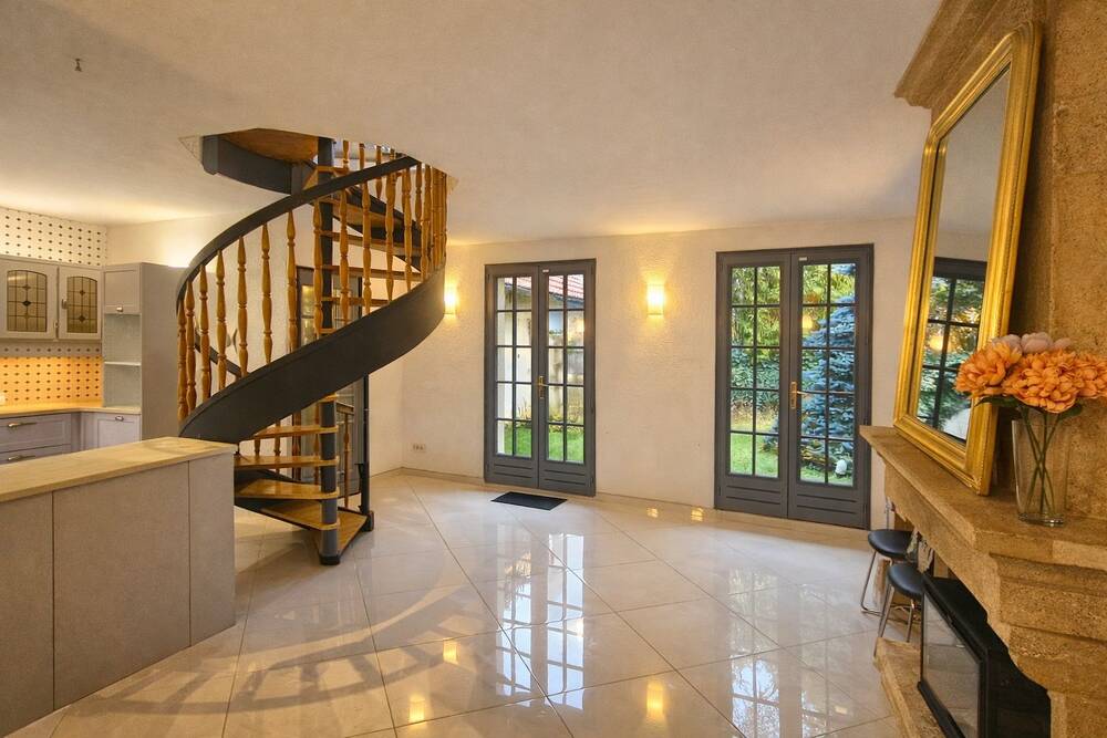 Maison de caractère avec un esprit campagne en cœur de ville