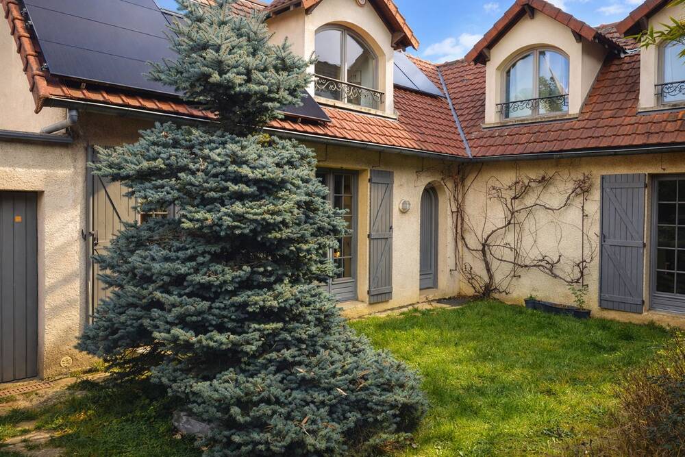 Maison de caractère avec un esprit campagne en cœur de ville