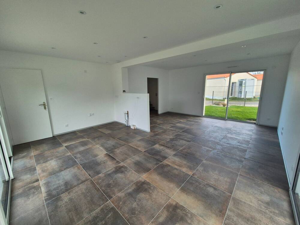 Maison neuve - La Copechagnière