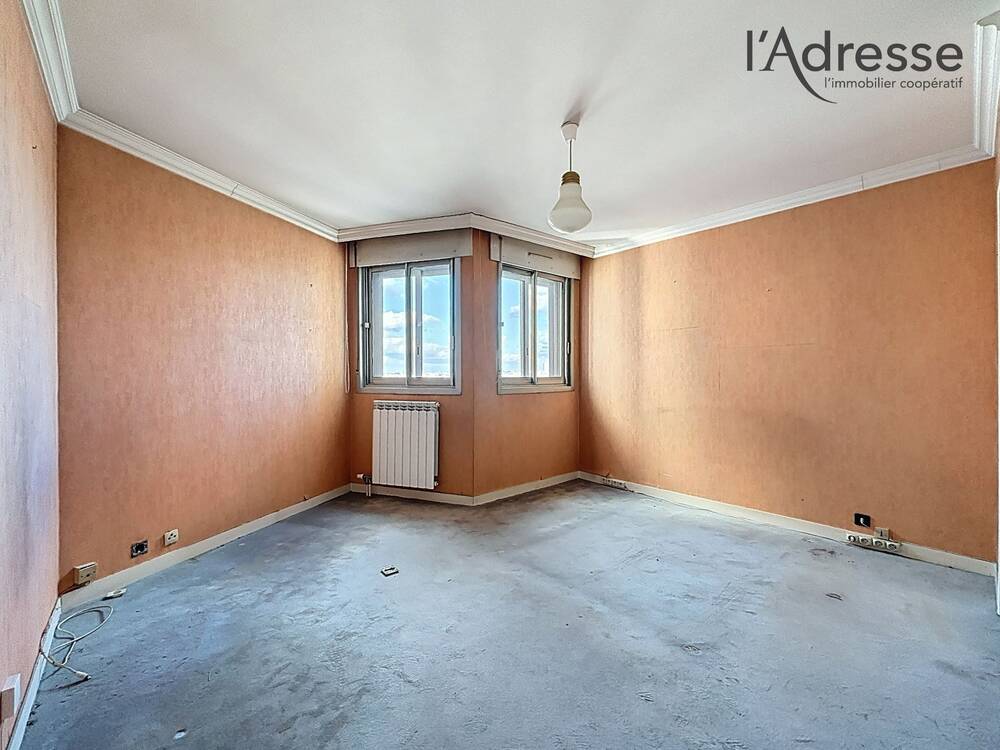 Suresnes Centre 5 pièces 105 m2 avec box