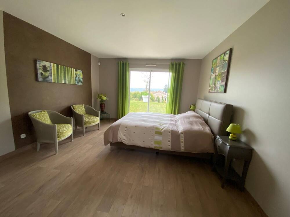 Maison d'exception à Chèzeneuve