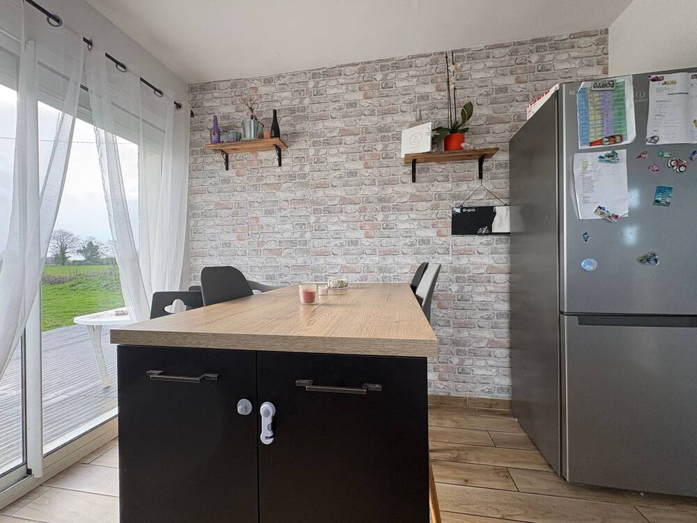 Maison rénovée – Caden – À 8 min de Malansac – Grand terrain