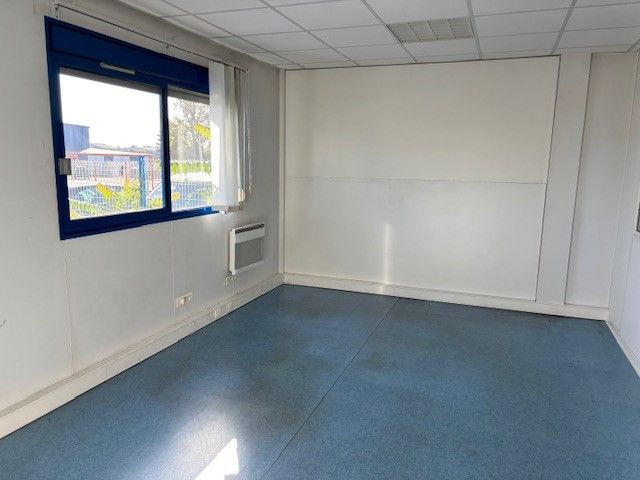 LOCAL D'ACTIVITE A VENDRE