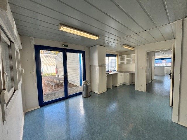 LOCAL D'ACTIVITE A VENDRE