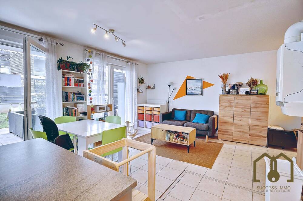 Appartement T3 rez-de-jardin de 63m² -Vaulx-en-Velin