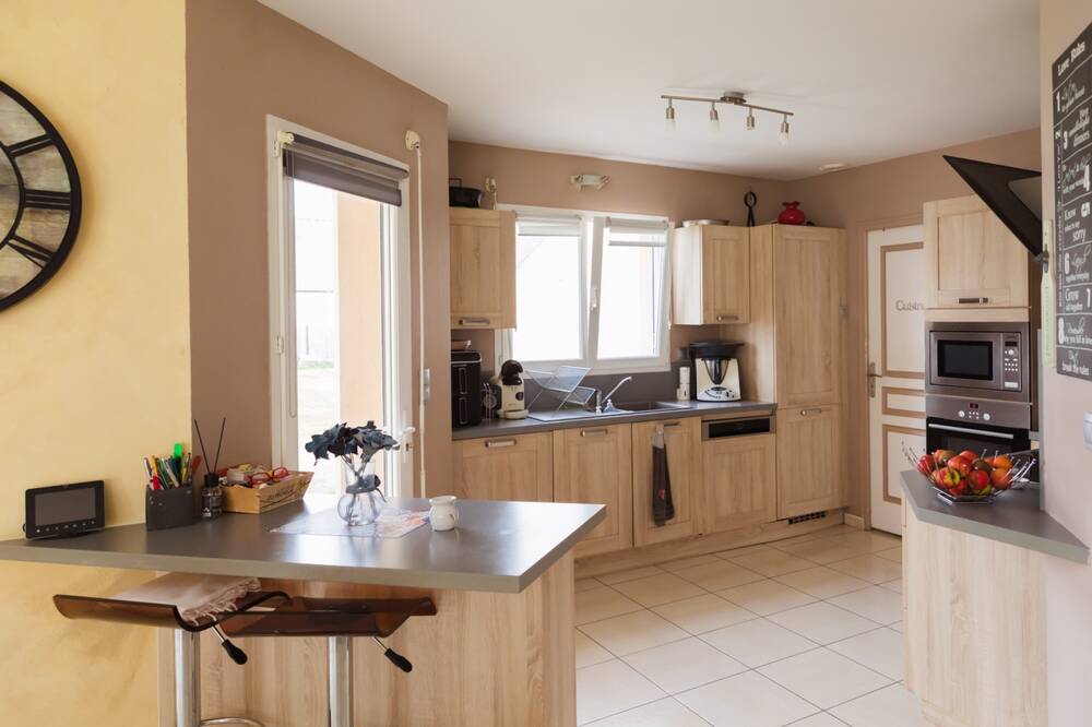 Maison 128 m² + grand garage 90 m² : idéal projet, activité ou investissement