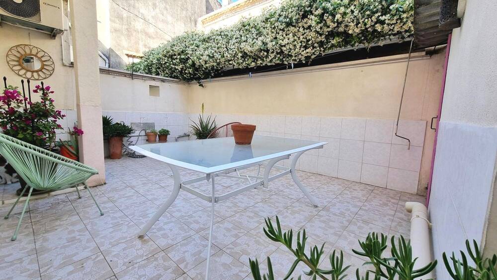 Appartement de charme - T3 - 64m² avec cour - LUNEL