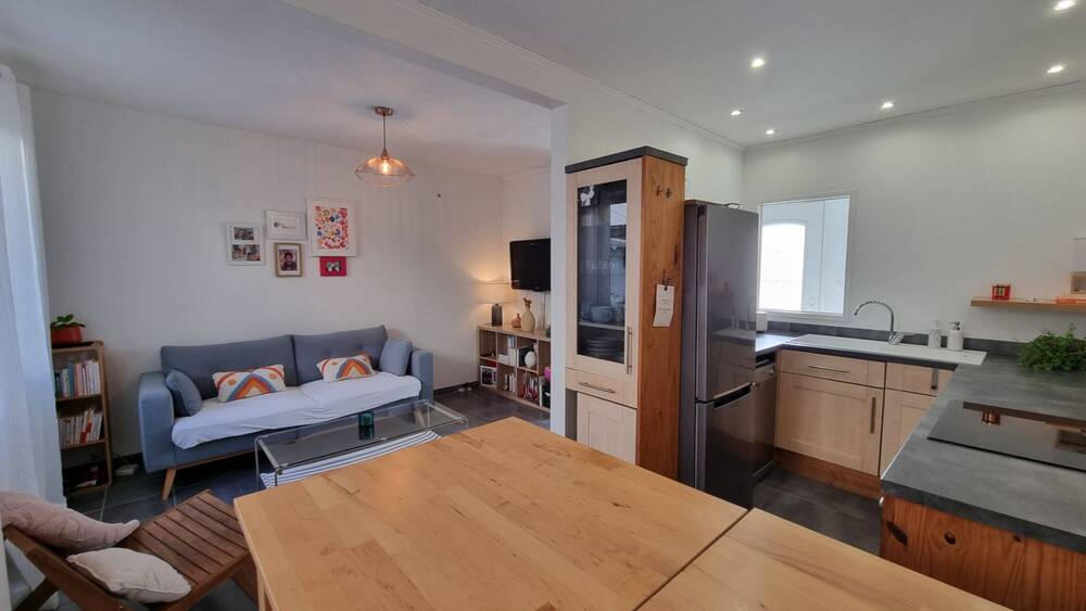 Appartement de charme - T3 - 64m² avec cour - LUNEL