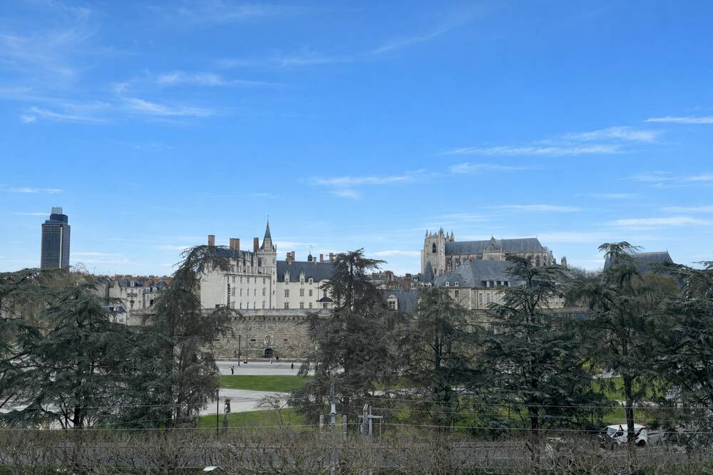 Nantes centre – 5ᵉ étage avec vue exceptionnelle sur le Château des Ducs de Bretagne
