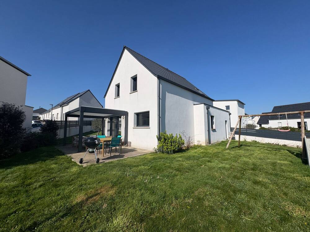 Maison récente de 97m2 sur un terrain de 520m2 - Locmaria-Grand-Champ – À 10 min de Vannes