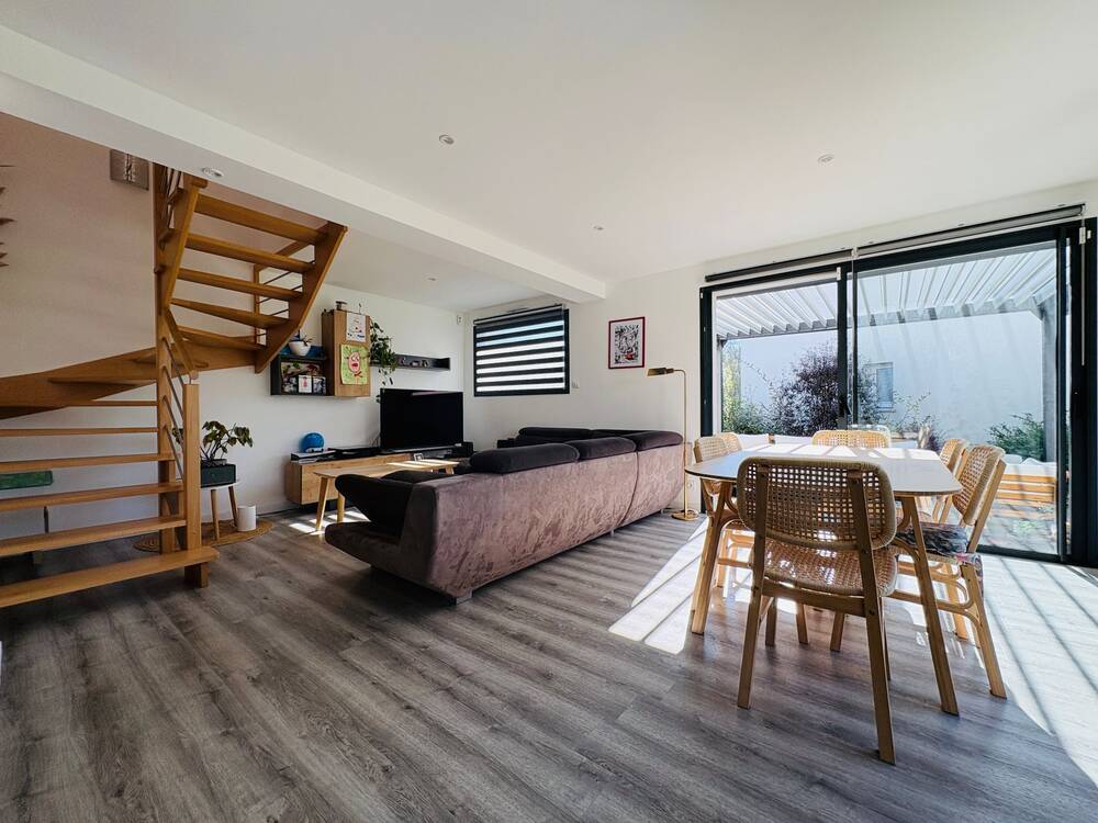 Maison récente de 97m2 sur un terrain de 520m2 - Locmaria-Grand-Champ – À 10 min de Vannes