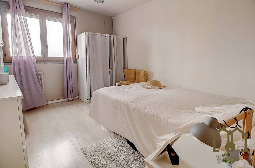 Appartement T5 89,17m² balcon+garage dernier étage Vaulx-en-Velin