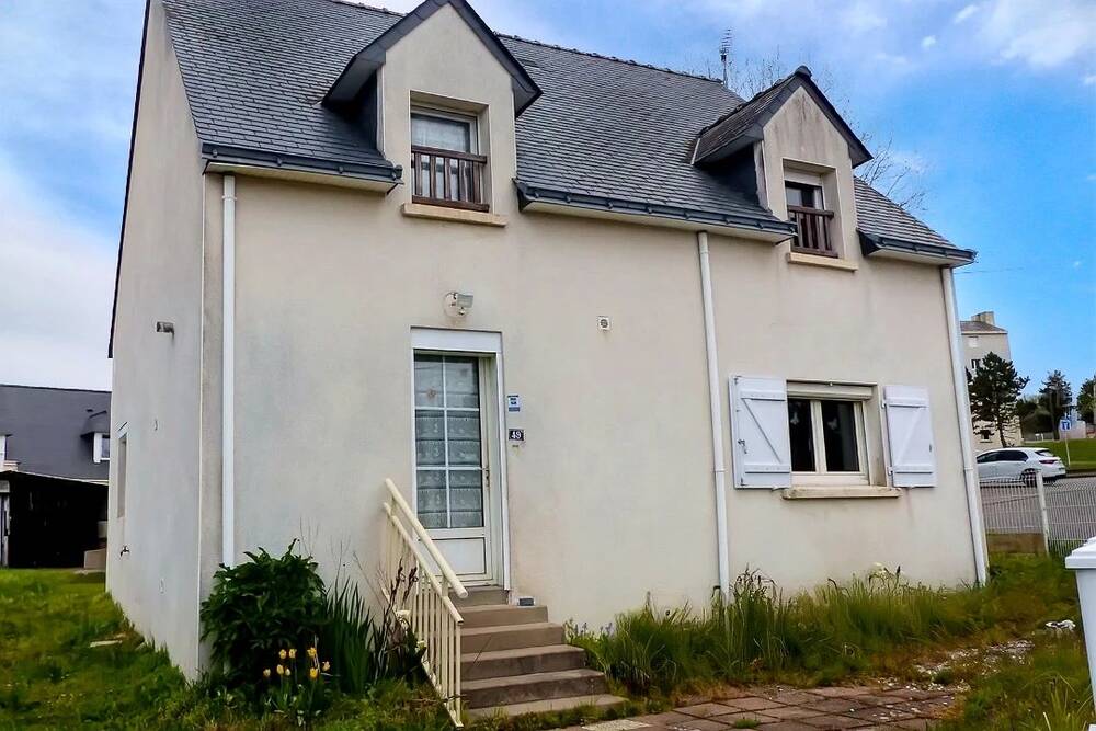 LA BAULE MAISON FAMILIALE A RENOVER