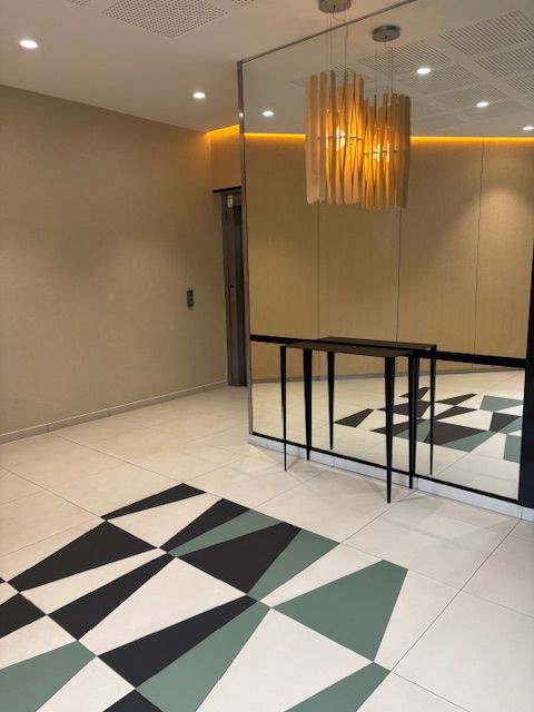 APPARTEMENT 2 PIECES + BALCON + CAVE + PARKING