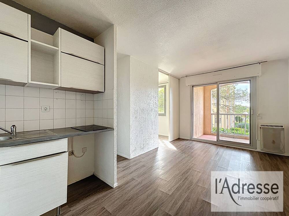 EXCLUSIVITÉ 2 Pièces avec Terrasse et possibilité Garage