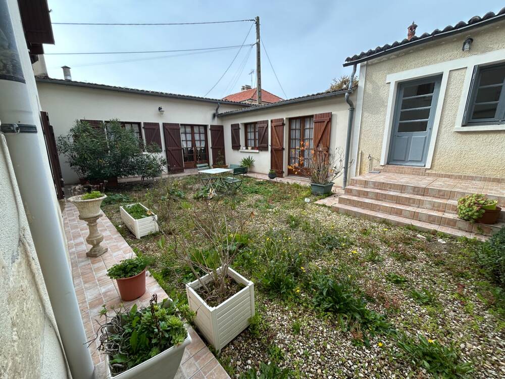 Maison Jaunay Marigny 8 pièce(s) 165.38 m2