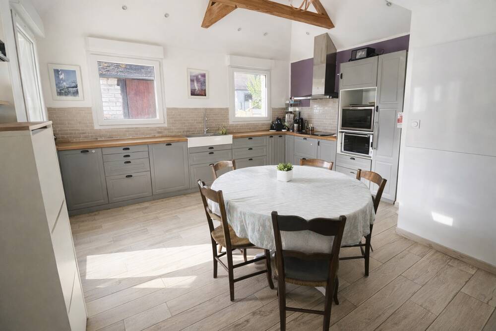 Maison rénovée de 120 m² avec jardin de 784 m² à Perceneige (89)